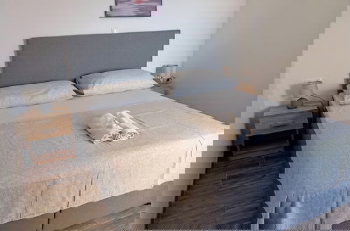 Foto 8 - Immaculate 2-bed Apartment in Okrug Gornji