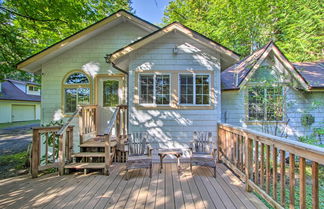 Photo 1 - 'elk Hideaway:' Ashford Cottage w/ Hot Tub