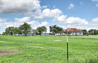 Photo 2 - Gingerland Ranch Escape w/ Game Room & Porch