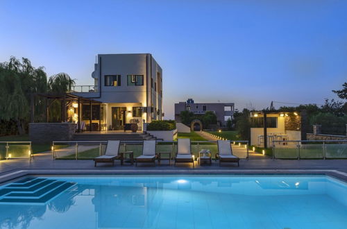 Photo 32 - Villa Sfedami 350m With 55m Private Pool