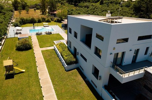 Foto 4 - Villa Sfedami 350m With 55m Private Pool