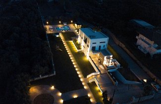 Photo 1 - Villa Sfedami 350m With 55m Private Pool