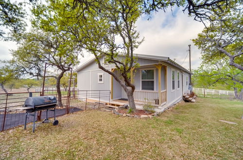 Photo 24 - Vacation Rental in Kerrville: Pets Welcome