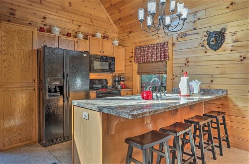 Photo 10 - Sevierville Cabin w/ Furnished Deck & Balcony