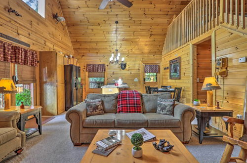 Photo 7 - Sevierville Cabin w/ Furnished Deck & Balcony