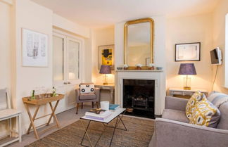 Photo 3 - Delightful 2bed Apt in Notting Hill