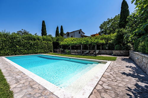Photo 19 - Countryside Villa With Pool
