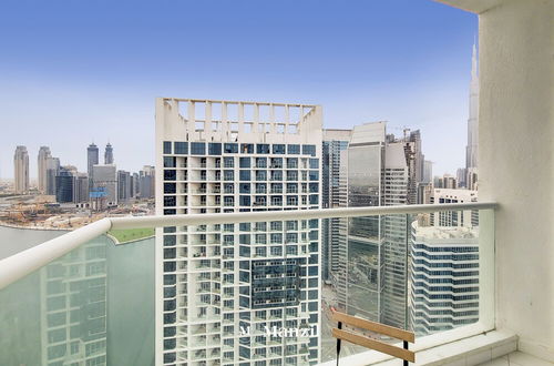 Photo 5 - Manzil - 1BR in Business Bay w Burj & Canal Views