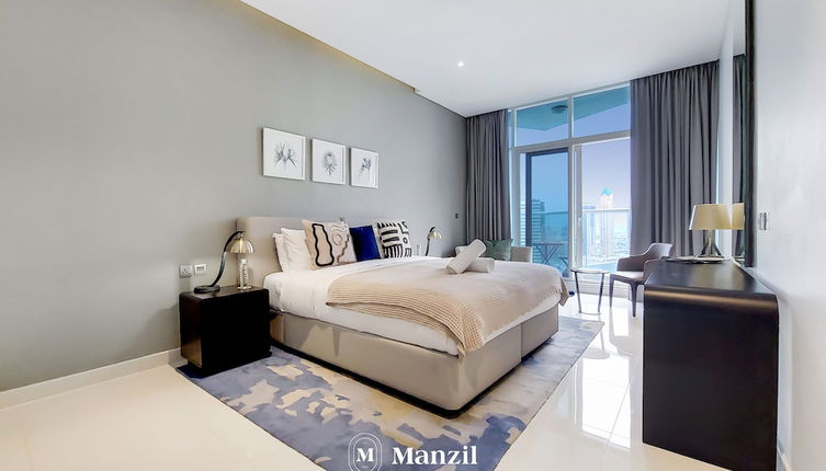 Photo 1 - Manzil - 1BR in Business Bay w Burj & Canal Views