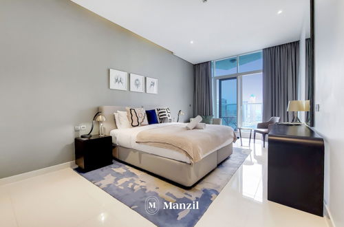 Foto 1 - Manzil - 1BR in Business Bay w Burj & Canal Views