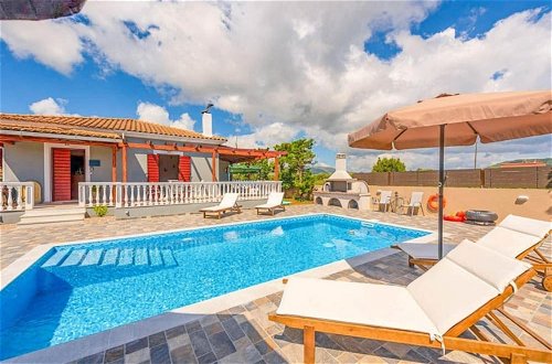 Photo 13 - Villa Bora With Private Pool