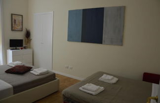 Photo 3 - Luxury Three Bedroom Flat in Rome Center
