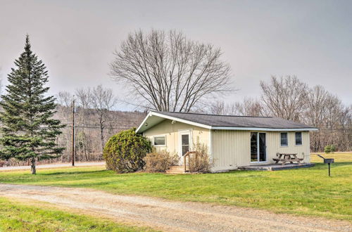 Photo 16 - Cozy New Hampshire Cottage w/ Deck