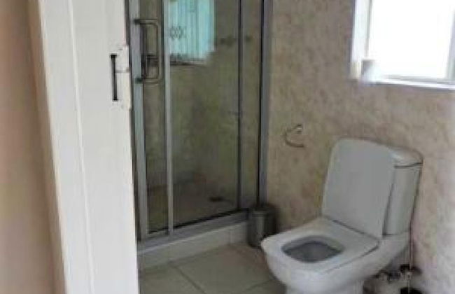 2 Bedroomed Apartment With En-suite and Kitchenette - 2067 - Foto 24