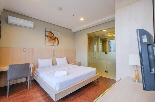 Foto 5 - Exclusive And Comfy Studio Kemang Mansion Apartment