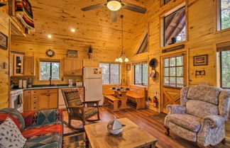 Photo 2 - Southwestern Heber Cabin w/ Deck & Hot Tub