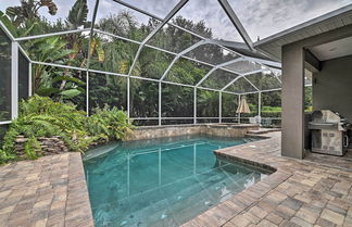 Photo 1 - Elegant Valrico Home ~ 15 Mi to Downtown Tampa