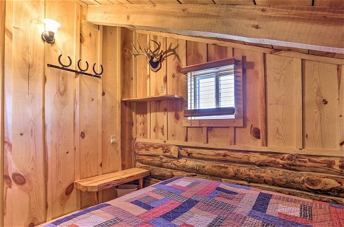 Foto 11 - Custom Belle Fourche Cabin: Great for Large Groups