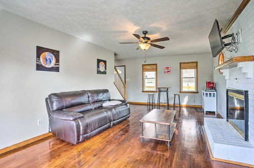 Photo 18 - Pet-friendly Richmond Area Home w/ Game Room