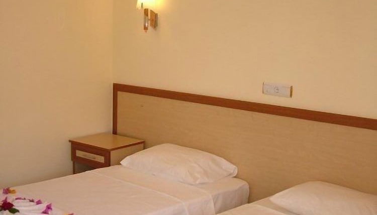 Photo 1 - CELİK APART HOTEL