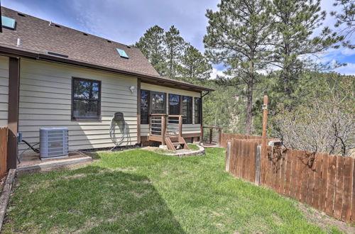 Photo 32 - Keystone Getaway Cabin w/ Mount Rushmore View