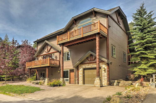 Foto 26 - Flathead Lake Getaway w/ Balcony, Fireplace