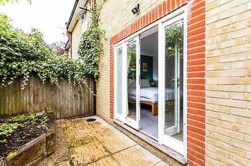 Photo 23 - Light and Airy Upside Down House in Boho Hackney