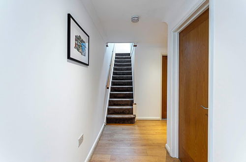 Photo 20 - Light and Airy Upside Down House in Boho Hackney