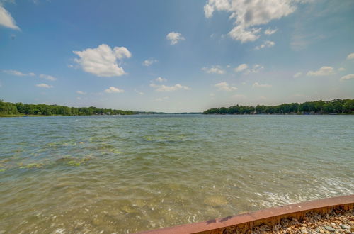 Foto 3 - Jackson Lakefront Getaway: Boat Dock, Porch, Patio