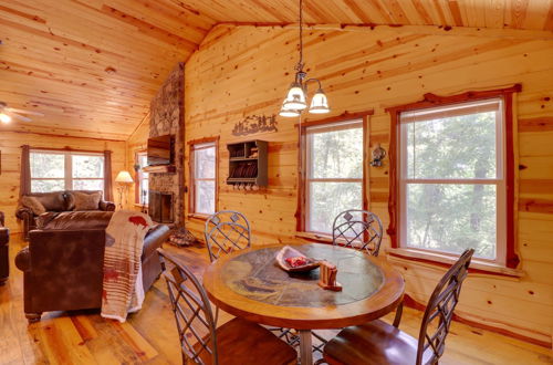 Photo 20 - Romantic Mountain View Cabin Rental Near Downtown