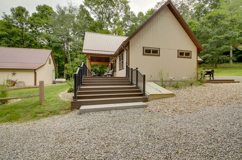 Photo 6 - Family-friendly Indiana Cabin w/ Hot Tub & Decks