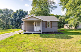 Photo 2 - Pet-friendly Indiana Home w/ Porch, Near Downtown