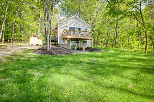 Foto 19 - Gilmanton Vacation Rental w/ Kayaks - At Loon Pond