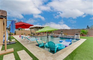 Foto 1 - Maricopa Home w/ Private Pool + Hot Tub