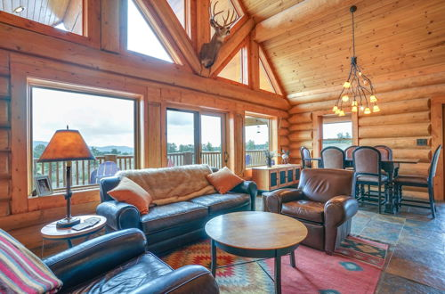Photo 19 - Dog-friendly Cabin on Private 45-acre Ranch