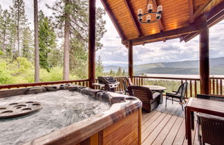 Photo 1 - Luxury Mtn Cabin w/ Sweeping Cle Elum Lake Views