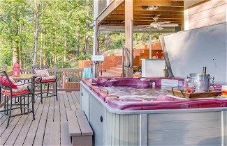 Photo 2 - Creekside Hideaway, Hot Tub, View, Grill, Fire Pit