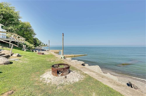 Foto 14 - Scenic Geneva Cottage w/ Lake Erie Beach Access