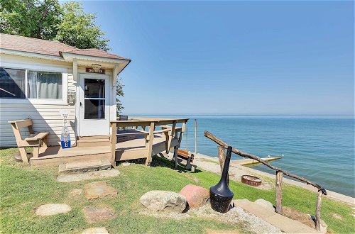 Foto 25 - Scenic Geneva Cottage w/ Lake Erie Beach Access