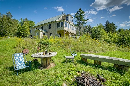 Foto 6 - Charming Newport Cabin on 35 Acres