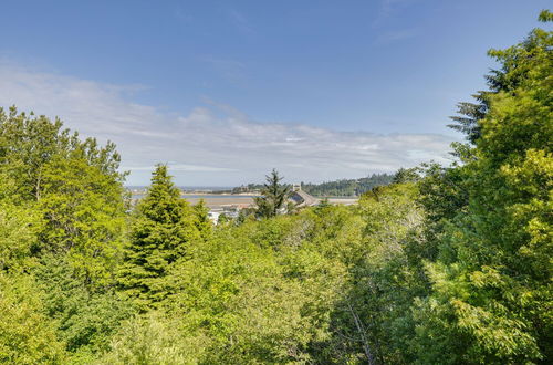 Photo 6 - Waldport Home w/ Private Hot Tub & Views