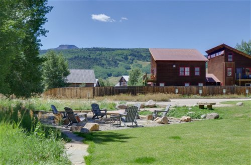 Foto 10 - Tranquil Crested Butte Retreat w/ Mountain Views