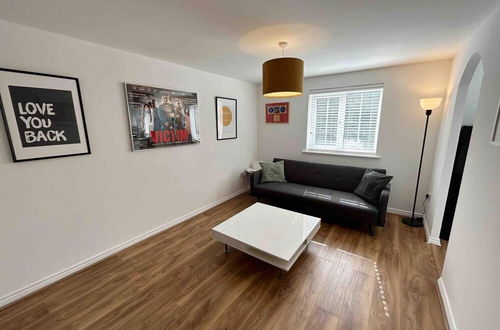 Foto 1 - 1-bed Apartment in Greater London Next to Station