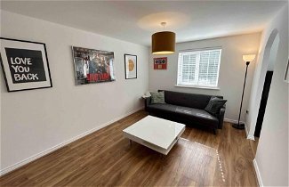 Photo 1 - 1-bed Apartment in Greater London Next to Station