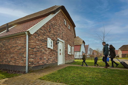 Photo 1 - Villa With Garden in Holiday Park in Limburg