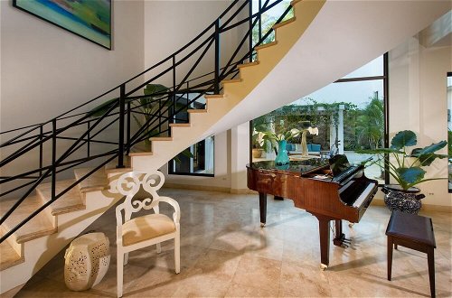 Foto 32 - Giant Luxurious Mansion in Flamingo With Pool and Sumptuous Ocean Views