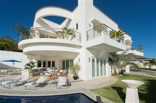 Foto 45 - Giant Luxurious Mansion in Flamingo With Pool and Sumptuous Ocean Views