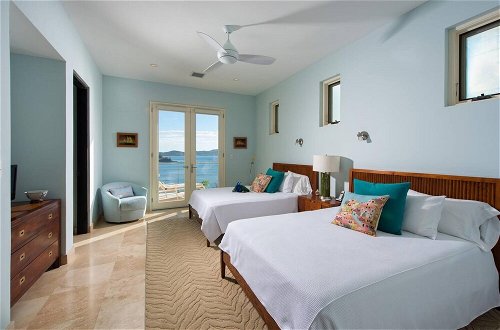 Photo 8 - Giant Luxurious Mansion in Flamingo With Pool and Sumptuous Ocean Views