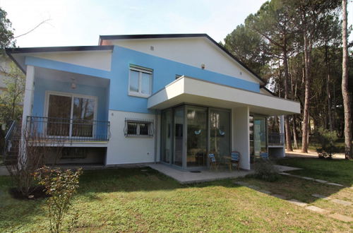 Photo 21 - Luminous Seaside Villa in Lignano Riviera