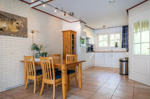 Photo 2 - Nice Bungalow With Dishwasher, Near the sea on Texel